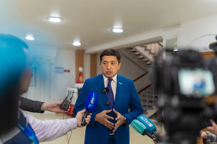 Шығыс Қазақстандағы көппәтерлі үйлер мәселесі: AMANAT нақты шаралар ұсынды