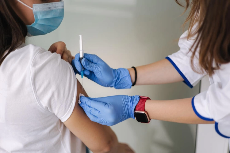 Фиктивная вакцинация детей против кори выявлена в Павлодарской области