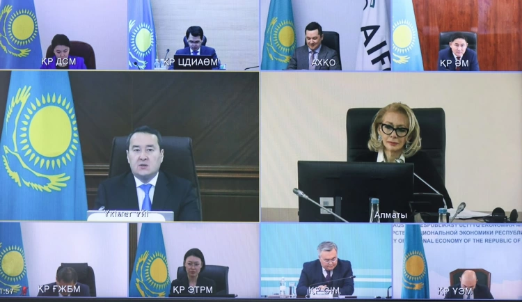 Экономика РК сохранила инвестиционную привлекательность несмотря на внешние вызовы - Смаилов