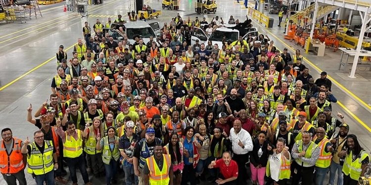 В США началась забастовка на заводах GM, Ford и Stellantis
