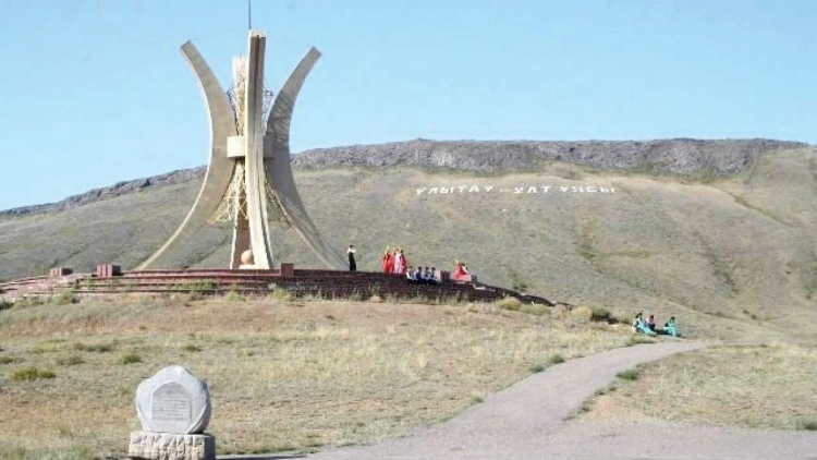Первое заседание Национального курултая состоит 16 июня