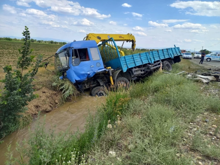 Два человека погибли, один ранен в ДТП под Талдыкорганом