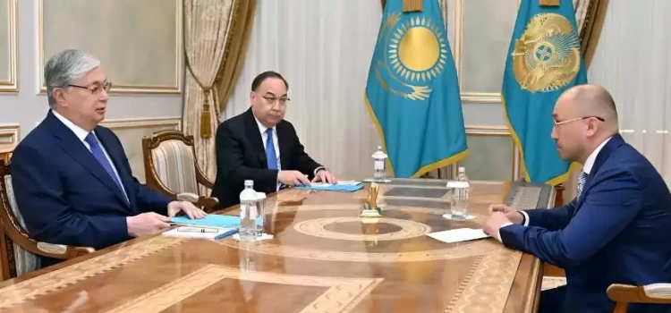 Президент принял вновь назначенного посла РК в России