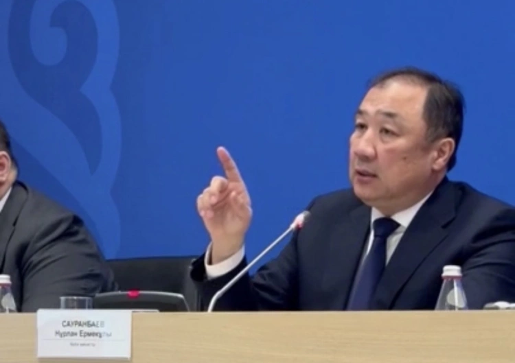 По каким маршрутам проходит эвакуация казахстанцев с Ближнего Востока