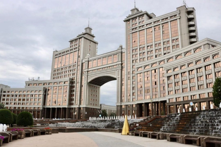 Минэнерго держит на контроле инциденты с нефтяными танкерами у терминала КТК