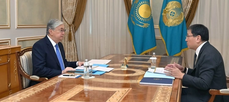 Президент Токаев принял акима Алматы Ерболата Досаева
