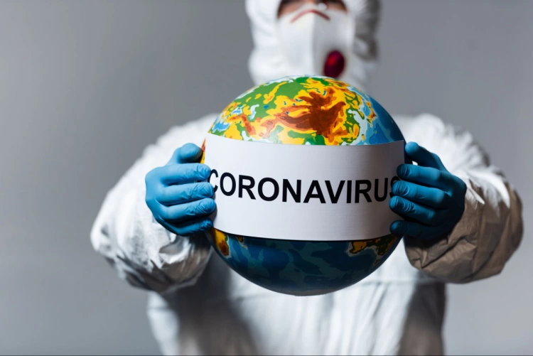 Специалисты выразили уверенность в завершении пандемии COVID-19
