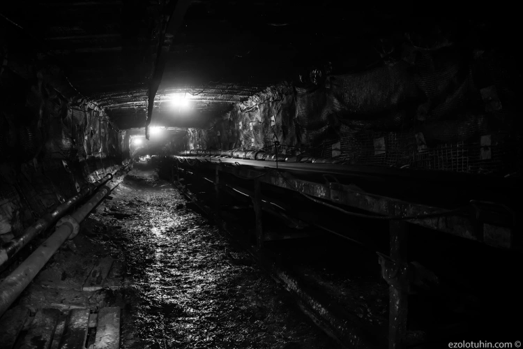 Работник погиб под завалом на шахте KAZ Minerals в ВКО