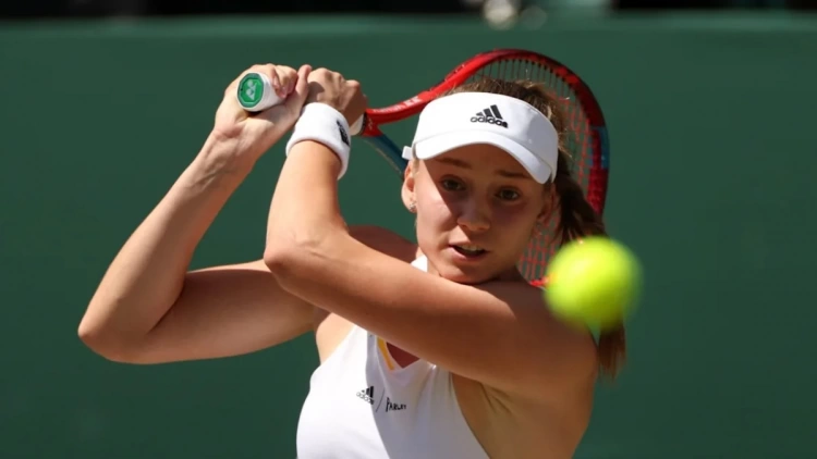 Елена Рыбакина вышла в финал турнира серии WTA 1000