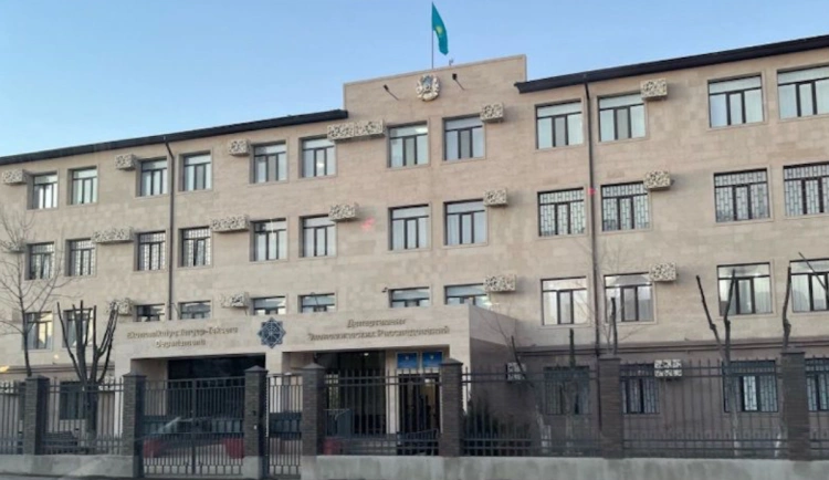 ИВС в Атырау оказались переполненными