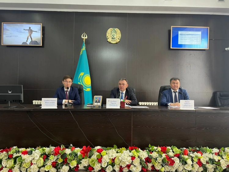 Мемлекеттік қызмет саласындағы жаңашылдықтарды түсіндіру жалғасын табуда