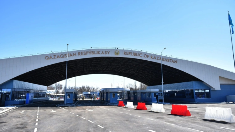 Кыргызские пограничники будут проходить обучение в Казахстане