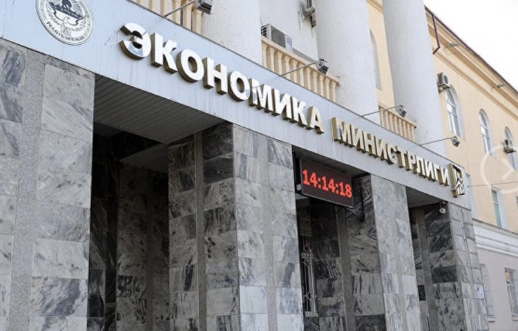 В Кыргызстане обеспокоены запретом на вывоз продукции в Казахстан