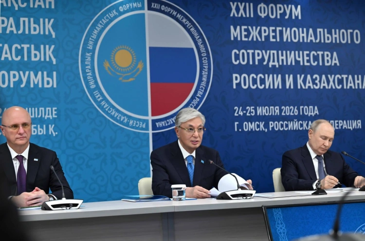 Токаев предложил “заморозить” конфликт в Украине: что ответили в Кремле