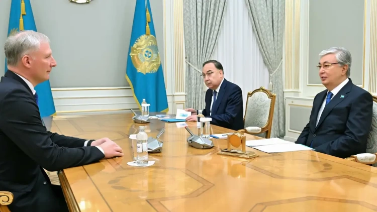 Президент Казахстана принял посла ЕС в Казахстане