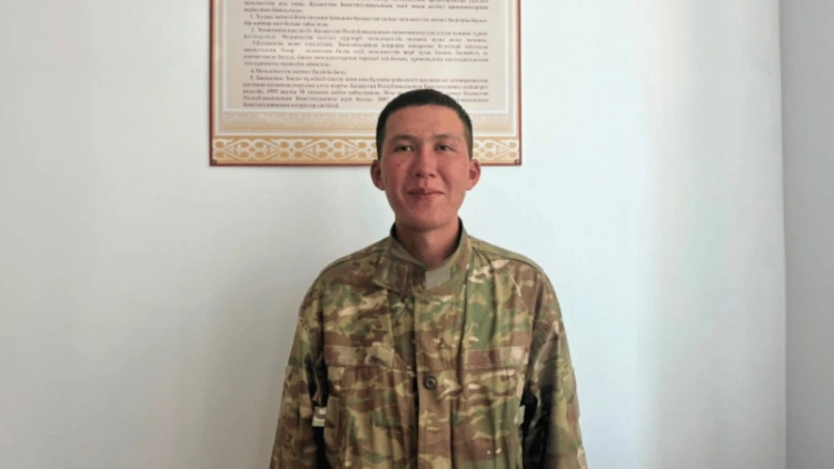 Ушел из части из-за тоски по дому: в ВКО задержали солдата-срочника