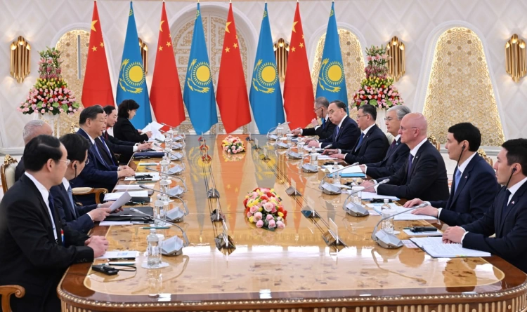 Переговоры в узком формате провели Токаев и Си Цзиньпин