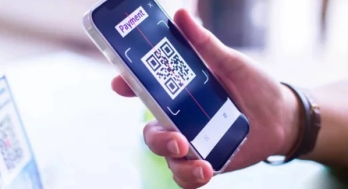 Единый QR для всех банков планируется запустить с 2026 года