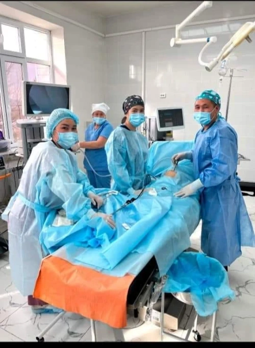 В Тюлькубасской районной больнице проведены редкие операции по системе ОСМС