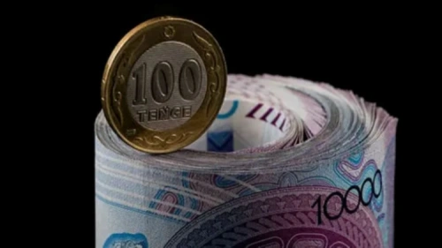 Безработным казахстанцам выплатят до 125 тысяч тенге за обучение