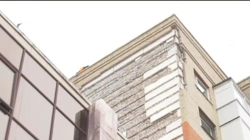 Обрушение фасада дома в Астане: кто отвечал за состояние здания