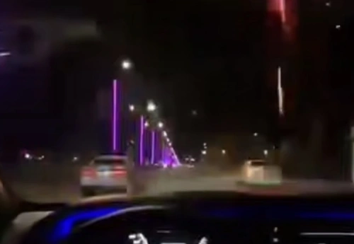 Водителя и пассажира арестовали после поездки с фейерверком в Атырау