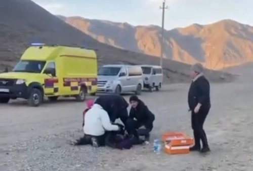 Турист из Филиппин погиб при опрокидывании внедорожника в Алматинской области