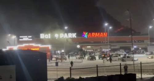 Крупный пожар в развлекательном центре произошел в Семее