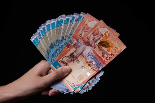 В Минтруда опровергли информацию о выплатах женщинам после 1,5 лет декрета