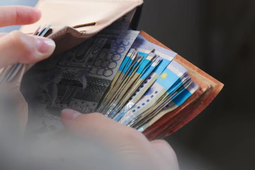 Какие банкноты чаще всего подделывают в Казахстане?