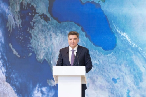 Бектенов призвал Прикаспийские страны к сотрудничеству в борьбе с обмелением Каспия