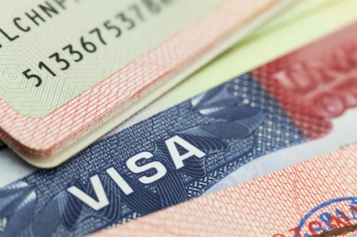 Отказы по визам США получают 45% заявителей из Казахстана