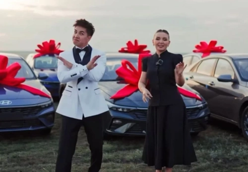 Дело блогеров Жанабыловых: суд снова отложили