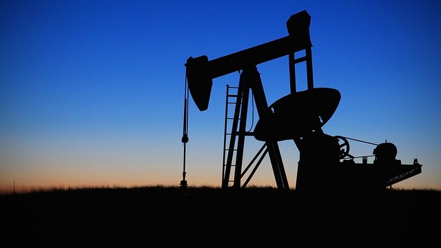 Техкомитет ОПЕК+ снизил прогноз профицита на мировом рынке нефти в 2022 г. до 0,8 млн б/c