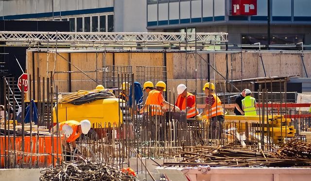 Для привлечения денег дольщиков в Казахстане снизят требования к застройщикам