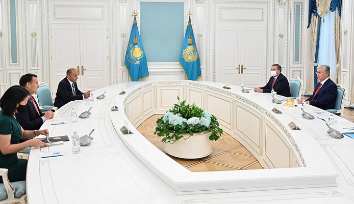 Токаев провел встречу с представителями Конгресса США