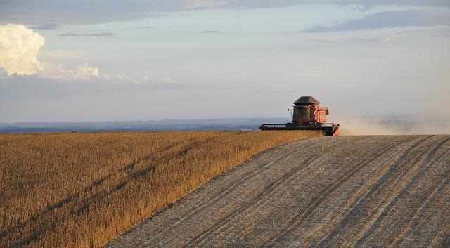 КазАгроФинанс приостановил прием заявок на покупку сельхозтехники
