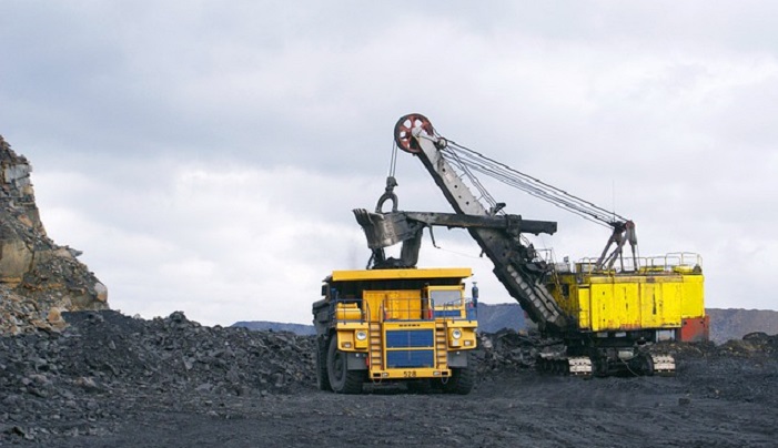 Казахстан ввел временный запрет на вывоз угля автотранспортом