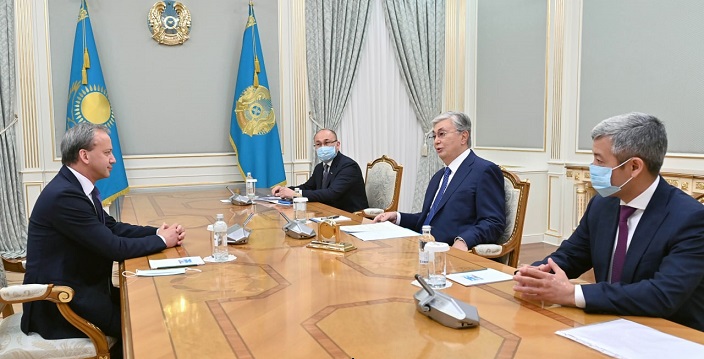 Президент провел встречу с главой Международной федерации шахмат