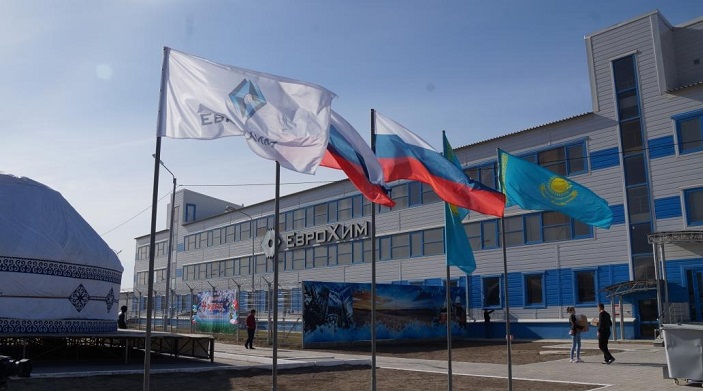 Ускенбаев пригрозил ЕвроХим расторгнуть с ней контракт, если она не выполнит обязательства