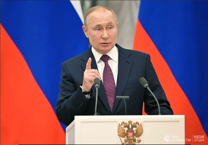 Путин призвал к жестким мерам против нелегальных мигрантов