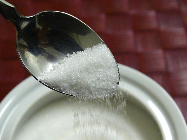 Признаки спекулятивного роста цен на сахар выявили в Алматы