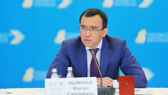Маулен Ашимбаев переизбран председателем сената