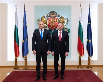 Посол Казахстана вручил верительные грамоты президенту Болгарии