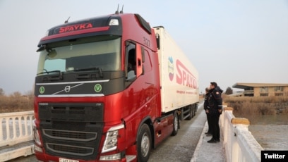 Армения отправила гумпомощь в Турцию