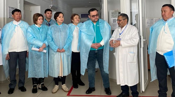 Кандидаттар халық үніне құлақ асты