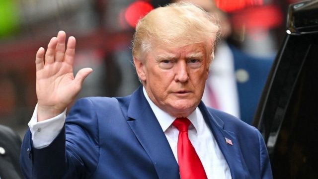 В Facebook и YouTube вернулся Дональд Трамп
