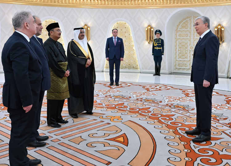 Касым-Жомарт Токаев принял верительные грамоты у послов ряда государств