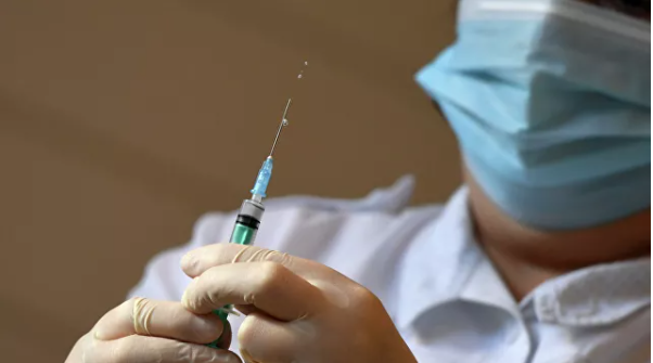 Гинцбург анонсировал регистрацию детской вакцины от COVID-19