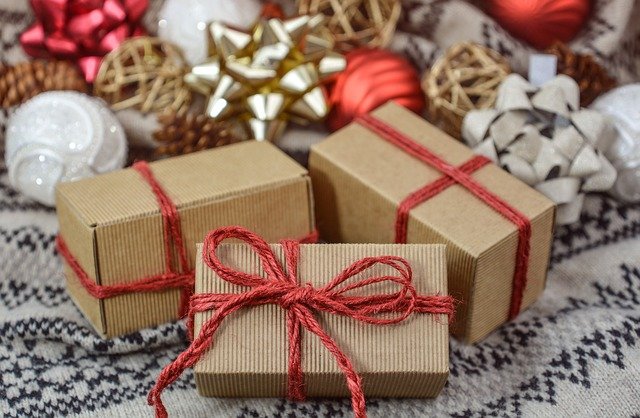 Что нельзя дарить в год Тигра 2022: список запретных подарков на Новый год